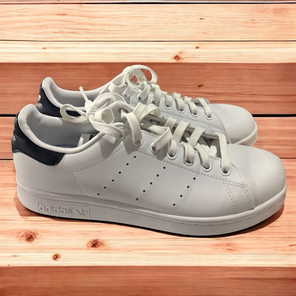 Adidas Originals Stan Smith White Navy Womens Casual Shoes Sneakers Size 8.5